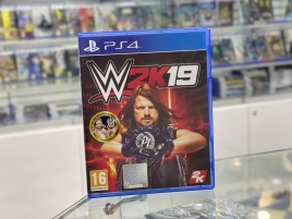 PS4 WWE 2K19 Б/У CUSA-12320 (Английская версия)