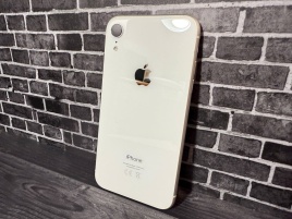 Корпус для iPhone XR белый Б/У