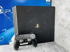 Sony Playstation 4 Pro 1TB CUH-7008B, С коробкой, S/N: 03274524035683973 (PS4 Pro, Б/У)