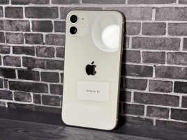 Корпус для iPhone 11, белый, с шлейфами Б/У