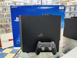 Sony Playstation 4 Pro 1TB CUH-7008B, С коробкой, S/N: 03274524035674615 (PS4 Pro, Б/У)