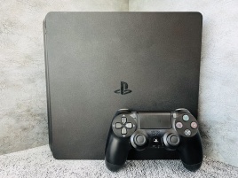 Sony Playstation 4 Slim 1TB CUH-2208B, Без коробки, S/N: 02274526101615507 (PS4, Б/У, без игр)