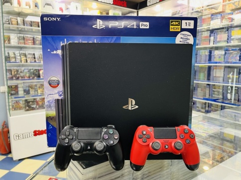 Sony Playstation 4 Pro 1TB CUH-7208B с коробкой S/N: 02274526441409049 (PS4 Pro, Б/У) фото 1
