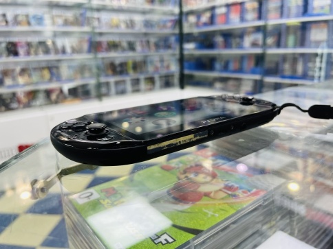 Игровая приставка Sony PS Vita Slim PCH-2008 128GB (Арт. 03405) фото 3