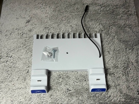 PS5 Подставка для консоли и двух Геймпадов, с функцией подзарядки (PEGA P5S009) фото 4