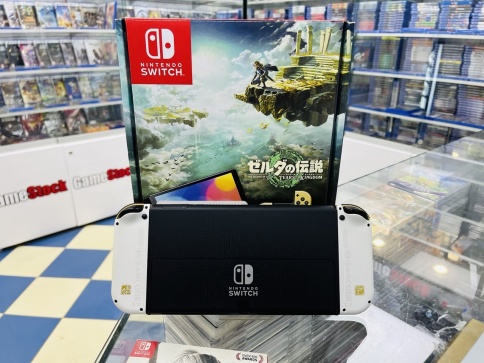 Игровая приставка Nintendo Switch Oled Zelda Edition, HEG-001 SN:XTJ70379195768 Б/У, Полный комплект фото 2