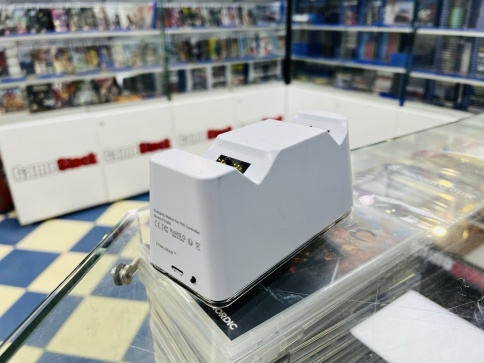 PS5 Зарядная станция для двух геймпадов FG-900 Б/У фото 3