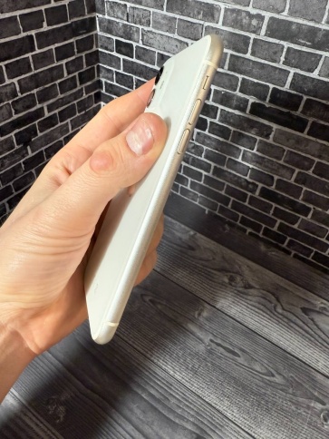 Корпус для iPhone 11, Белый Б/У фото 3