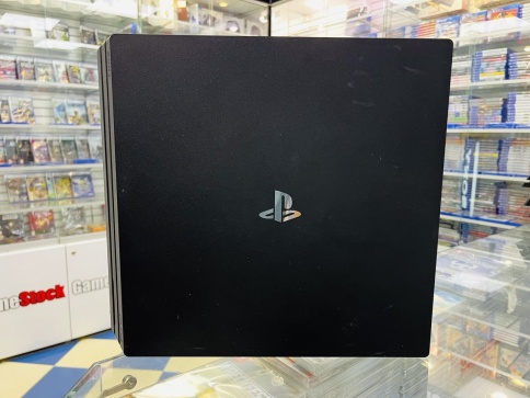 Sony Playstation 4 Pro 1TB CUH-7108B S/N: 02274525371351498 (PS4 Pro, Б/У) фото 2
